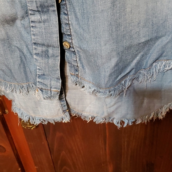 Cloth & Stone Denim SHIRT - Picture 4 of 5